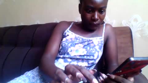 Snapshot of sweetgurl05 chatting on 07.15.26 sweetgurl05 online show from 07.15.26