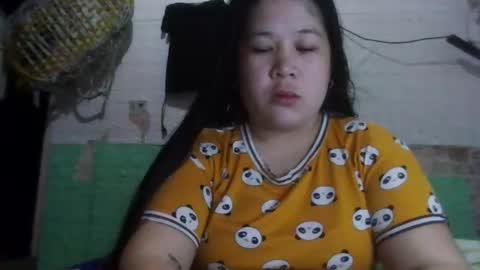 Snapshot of sweethot_asian chatting on 11.18.25 sweethot_asian online show from 11.18.25