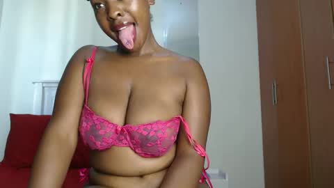 Snapshot of sweetice_01 chatting on 02.11.26 euny online show from 02.11.26