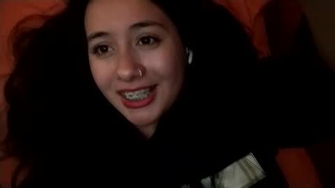 Ana Mara  i cant Make noise My family is here  online show from 02.26.26