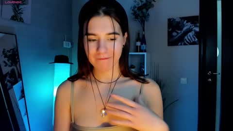 Snapshot of sweetie_catt chatting on 02.18.25 sweetie_catt online show from 02.18.25