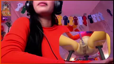 Snapshot of sweetie_cloe chatting on 06.30.26 sweetie_cloe online show from 06.30.26