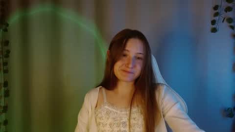 Annie online show from 10.02.25
