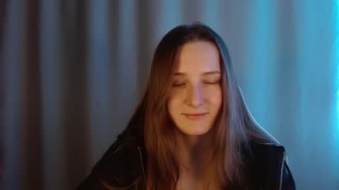 Annie online show from 02.25.26