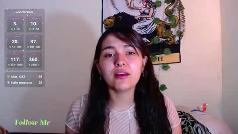 Snapshot of sweetie_maryy chatting on 10.12.25 Maria  my insta sweetie maryy   online show from 10.12.25