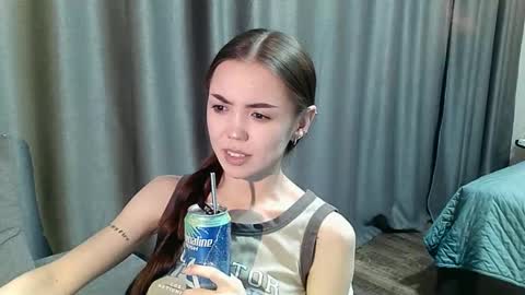 sweetieee_kira online show from 11.25.25