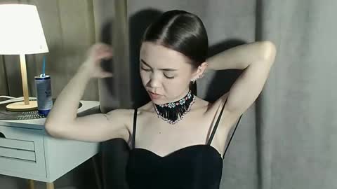 sweetieee_kira online show from 12.13.25