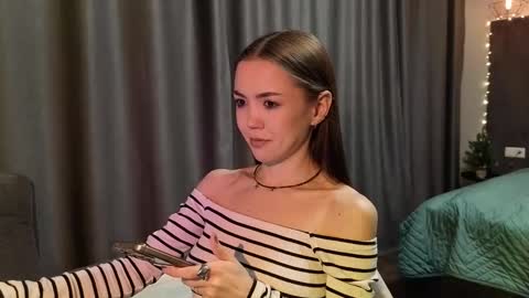 sweetieee_kira online show from 01.10.26