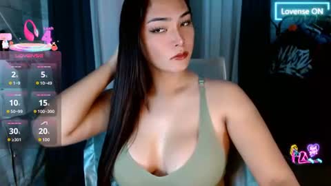 Snapshot of sweetiefox1 chatting on 07.02.26 sweetiefox1 online show from 07.02.26