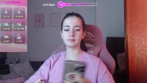 Snapshot of sweetiekendl chatting on 02.15.25 Kendl online show from 02.15.25