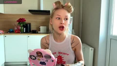 sweetie Lisa3 online show from 05.17.26