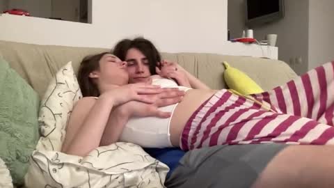 Snapshot of sweetieskitties chatting on 03.01.25 SweetiesKitties online show from 03.01.25