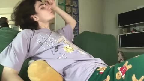 Snapshot of sweetieskitties chatting on 12.02.25 SweetiesKitties online show from 12.02.25