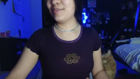 Snapshot of sweetieslikebutter chatting on 06.25.26 Blu Sweets online show from 06.25.26