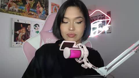 SweetJess online show from 02.17.25