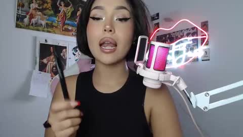 SweetJess online show from 03.05.25