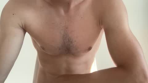 Snapshot of sweetjesso chatting on 09.11.25 cooper online show from 09.11.25