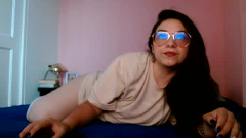 Snapshot of sweetkatthe09 chatting on 06.14.26 Katherine online show from 06.14.26