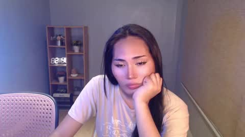 Snapshot of sweetladyboyx chatting on 02.09.25   online show from 02.09.25