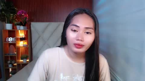 Snapshot of sweetladyboyx chatting on 09.13.25   online show from 09.13.25