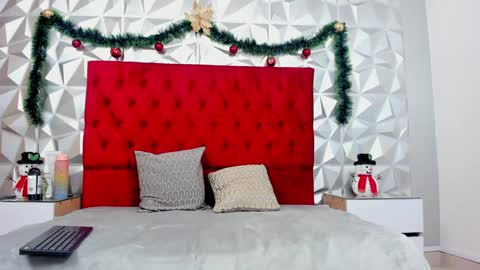 Lauren online show from 12.31.24