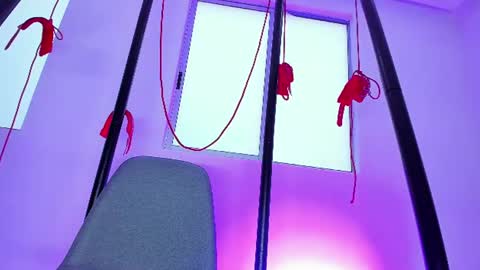 Snapshot of sweetlesbianseduction chatting on 06.17.26 Azulandvioleta online show from 06.17.26