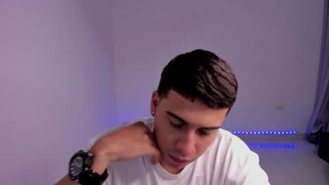 Snapshot of sweetlian_04 chatting on 01.27.25 Lian online show from 01.27.25