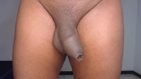 Snapshot of sweetlight chatting on 02.20.25 mayra online show from 02.20.25