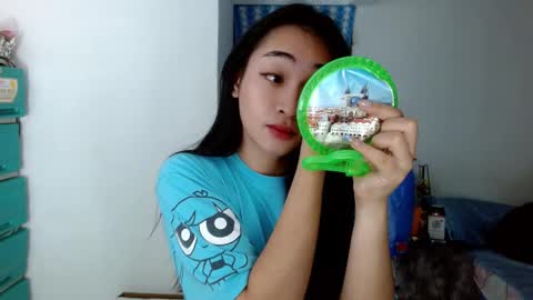 Snapshot of sweetlilly_18 chatting on 12.02.24 Lilly online show from 12.02.24