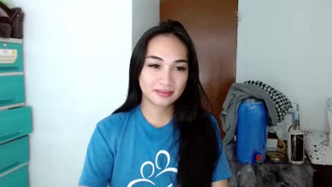 Snapshot of sweetlilly_18 chatting on 12.12.24 Lilly online show from 12.12.24