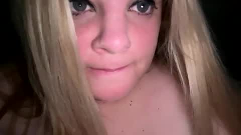 Lisa  online show from 11.08.25