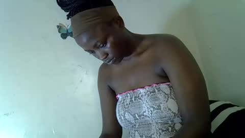 Snapshot of sweetmarline chatting on 09.16.25 sweetmarline online show from 09.16.25