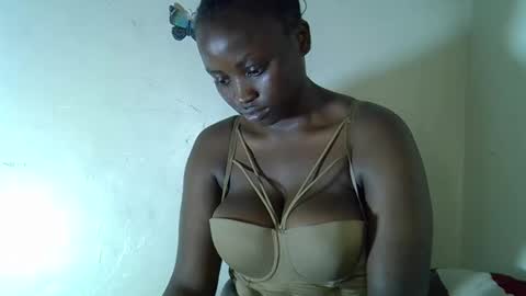 Snapshot of sweetmarline chatting on 09.18.25 sweetmarline online show from 09.18.25