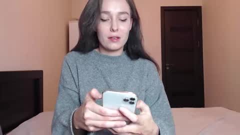 Mia online show from 01.06.26