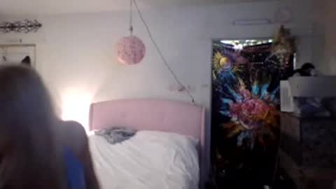 Snapshot of sweetmkb chatting on 03.04.26 Aria online show from 03.04.26