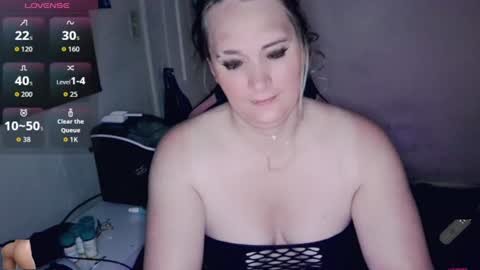 Snapshot of sweetmorgan90 chatting on 06.17.26 SweetMorgan online show from 06.17.26