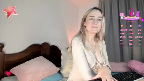 Snapshot of sweetnina_wet chatting on 06.29.26 Sweetnina online show from 06.29.26