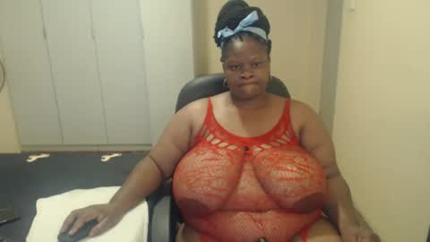 sweetnoziexxx online show from 02.14.25