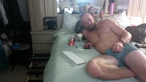 Snapshot of sweetnsexy95 chatting on 12.13.24 WeAim2PZzz online show from 12.13.24