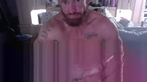 Snapshot of sweetnsexy95 chatting on 12.15.24 WeAim2PZzz online show from 12.15.24