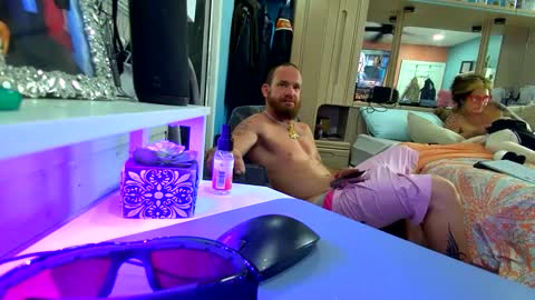 Snapshot of sweetnsexy95 chatting on 02.18.25 WeAim2PZzz online show from 02.18.25