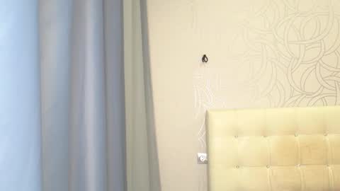 Veronica and Alex online show from 03.07.25