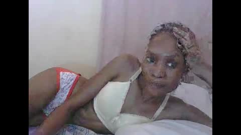 ESTHER online show from 11.16.25