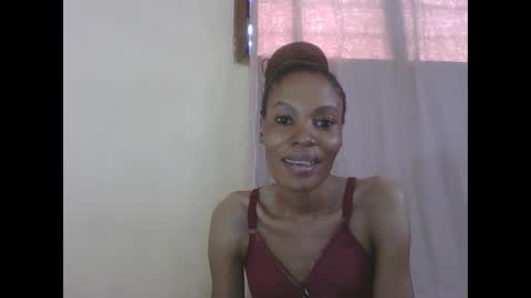 ESTHER online show from 04.25.26