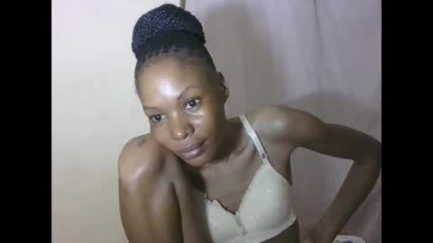 Snapshot of sweetpetite254 chatting on 05.17.26 ESTHER online show from 05.17.26