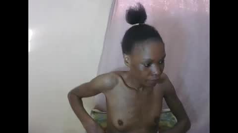 Snapshot of sweetpetite254 chatting on 05.31.26 ESTHER online show from 05.31.26
