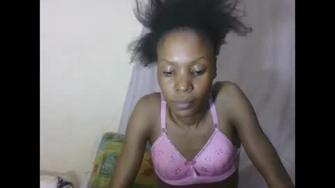 Snapshot of sweetpetite254 chatting on 06.01.26 ESTHER online show from 06.01.26