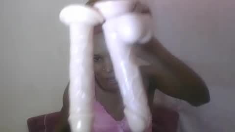 Snapshot of sweetpetite254 chatting on 07.14.26 ESTHER online show from 07.14.26