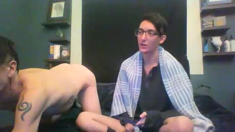 Snapshot of sweetpetite_nb chatting on 11.28.25 sweetpetite_nb online show from 11.28.25