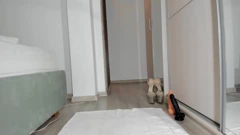 Anne online show from 10.11.25